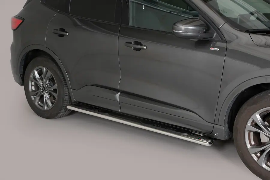 Oval Grand Pedana side steps with plastic treads øovaal, mirror polished — Ford Kuga (2019–)