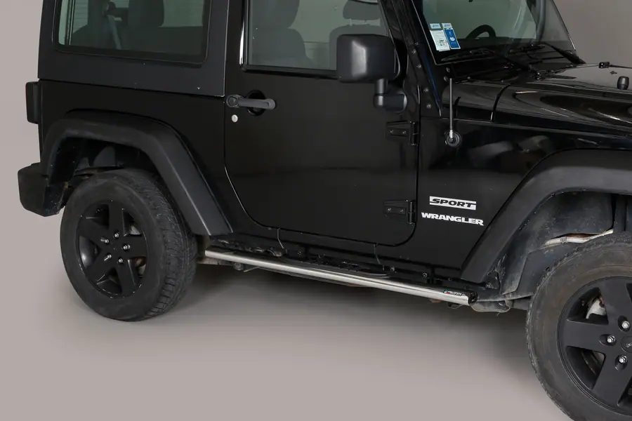 Oval Grand Pedana side steps with plastic treads øovaal, mirror polished — Jeep Wrangler (2011–)