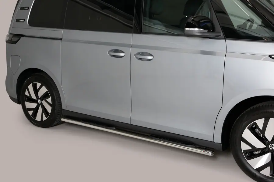 Oval Grand Pedana side steps with plastic treads øovaal, mirror polished — Volkswagen ID. Buzz (2023–)