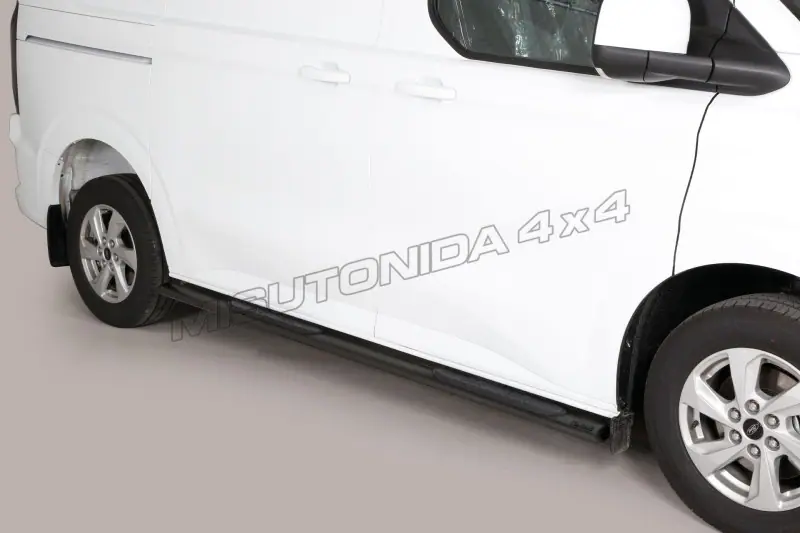 Oval Grand Pedana side steps with plastic treads øovaal, black — Ford Tourneo Custom (2024–)