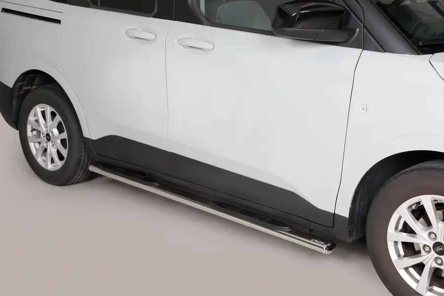 Овальные пороги Grand Pedana с пластиковыми накладками øovaal, полированная — Ford Courier (2018–)