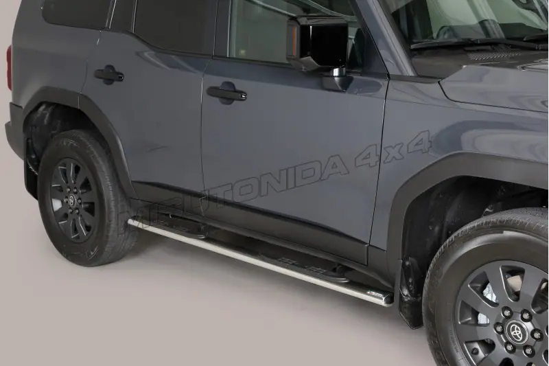 Oval Grand Pedana side steps with plastic treads øovaal, mirror polished — Toyota Land Cruiser 250 (2024–)