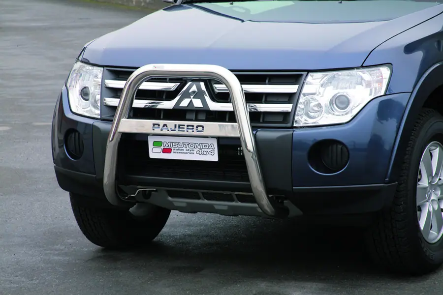 Esikaitseraud Medium kõrge, graveeringuga ø63, poleeritud — Mitsubishi Pajero (2007–2014)