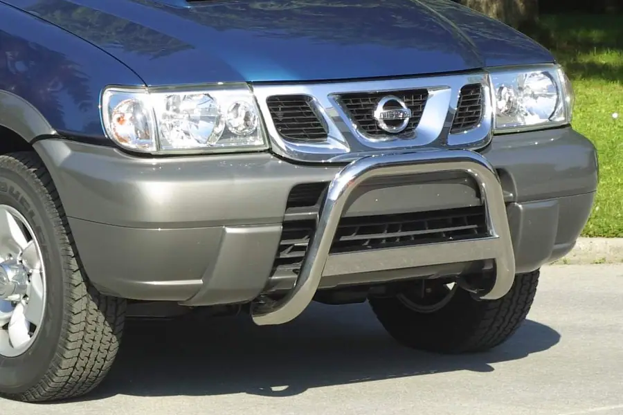 Medium bar ø63, mirror polished — Nissan Terrano (2000–2002)