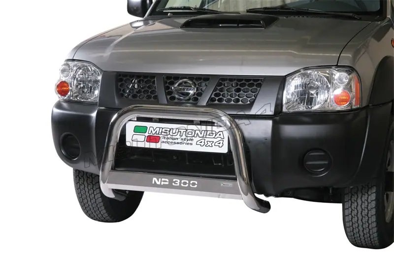 Esikaitseraud Medium, graveeringuga ø63, poleeritud — Nissan Navara NP300 (2009–2015)