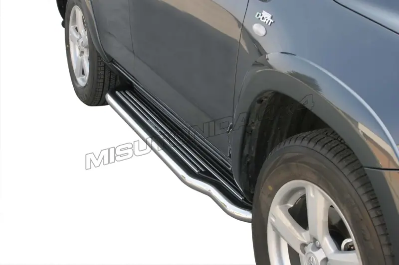 Пороги длинные ø50, полированная — Toyota RAV4 (2006–2010)