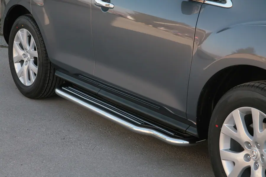 Пороги длинные ø50, полированная — Mazda CX-7 (2008–2010)