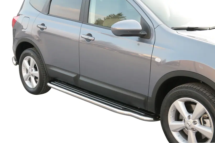 Extra-long side steps ø50, mirror polished — Nissan Qashqai +2 (2008–)