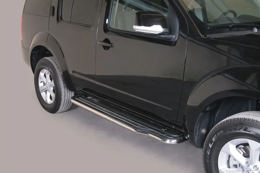 Long side steps ø50, mirror polished — Nissan Pathfinder (2010–)