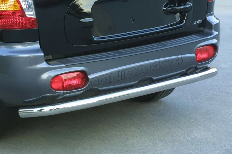 Full-width rear protection ø63, mirror polished — Hyundai Santa Fe (2000–2005)