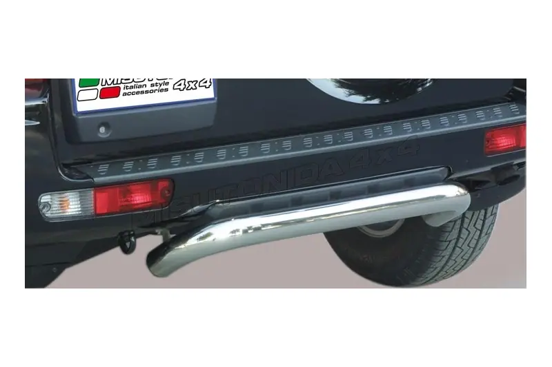 Central rear protection ø76, mirror polished — Mitsubishi Pajero (2003–2006)
