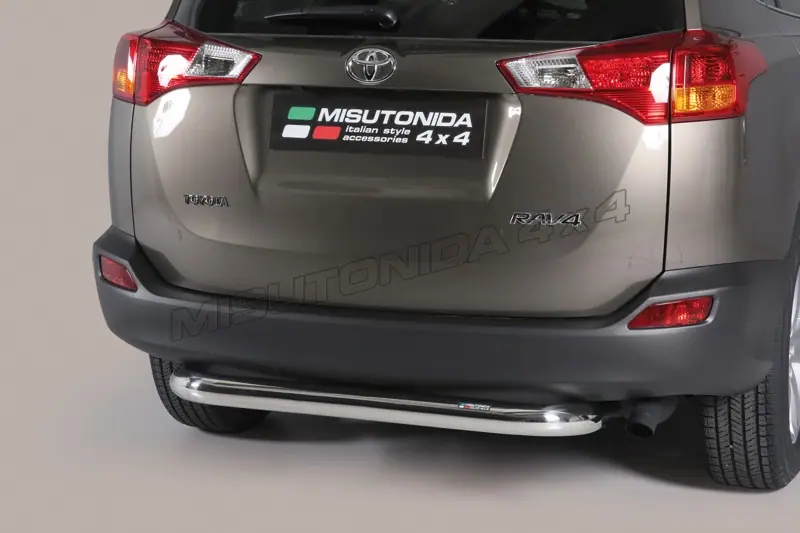 Центральная задняя защита ø76, полированная — Toyota RAV4 (2013–2016)