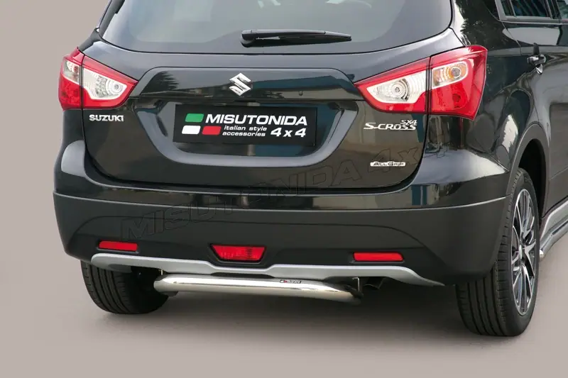 Центральная задняя защита ø63, полированная — Suzuki SX4 (2013–2021)