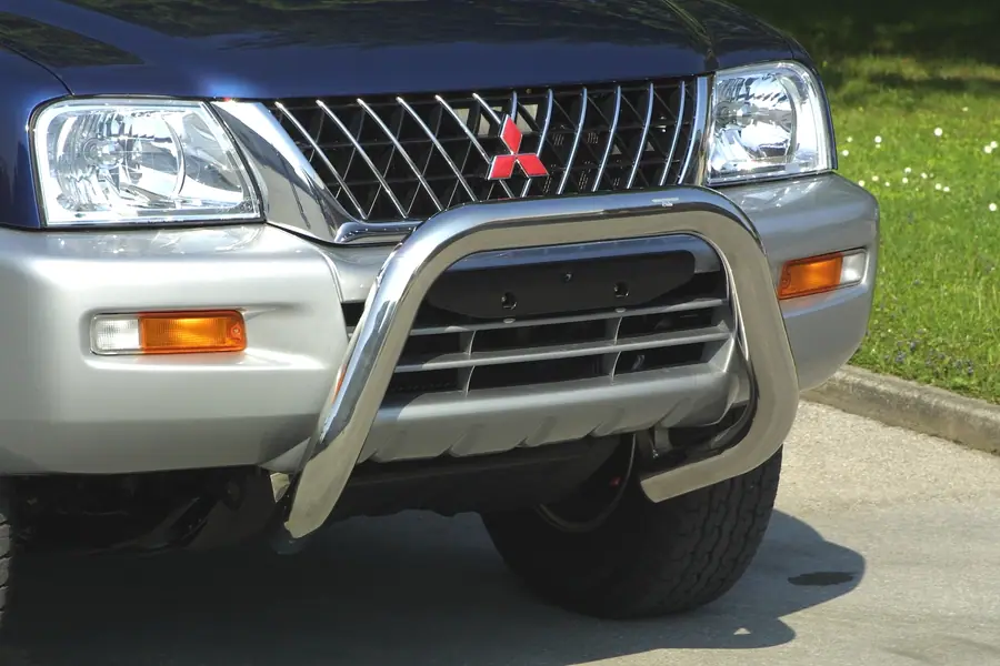 Esikaitseraud Super ø76, poleeritud — Mitsubishi L200 (2002–2006)