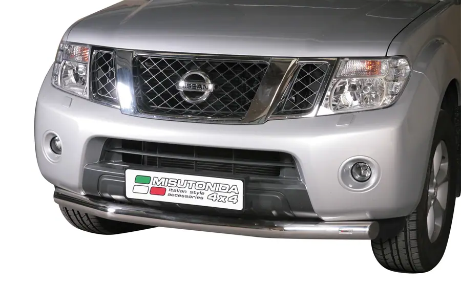 Slash bar ø76, mirror polished — Nissan Navara (2010–2015)
