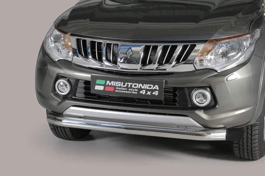 Slash bar ø76, mirror polished — Mitsubishi L200 (2015–2019)