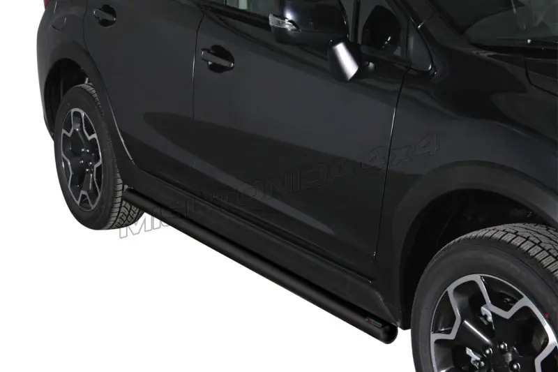 Боковые трубы с заваренными торцами ø63, чёрная — Subaru XV (2012–)