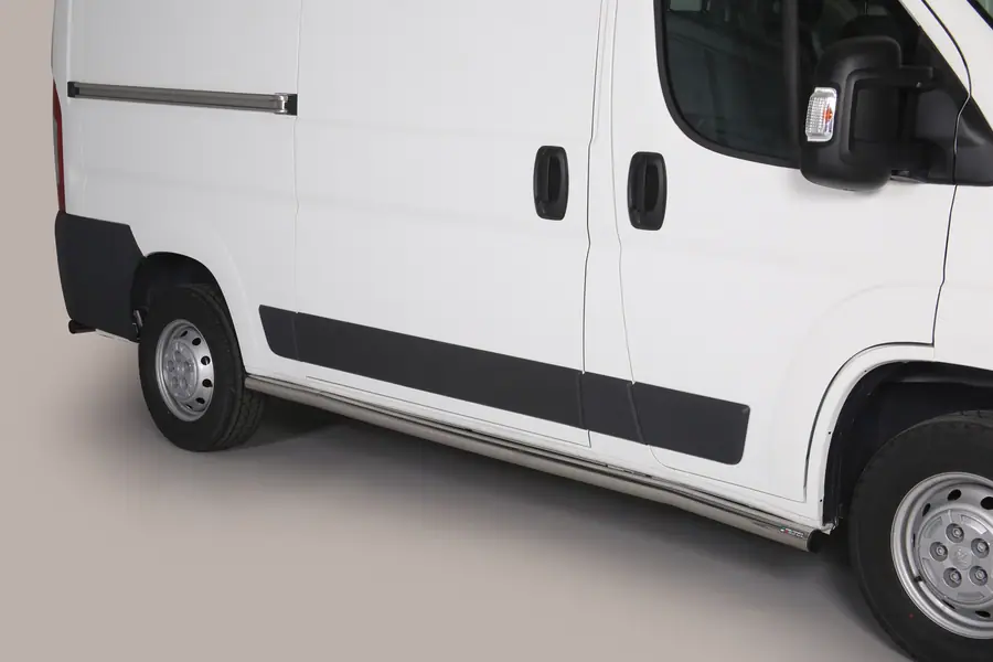 Küljetorud, keevitatud otstega ø63, poleeritud — Peugeot Boxer (2006–2016)