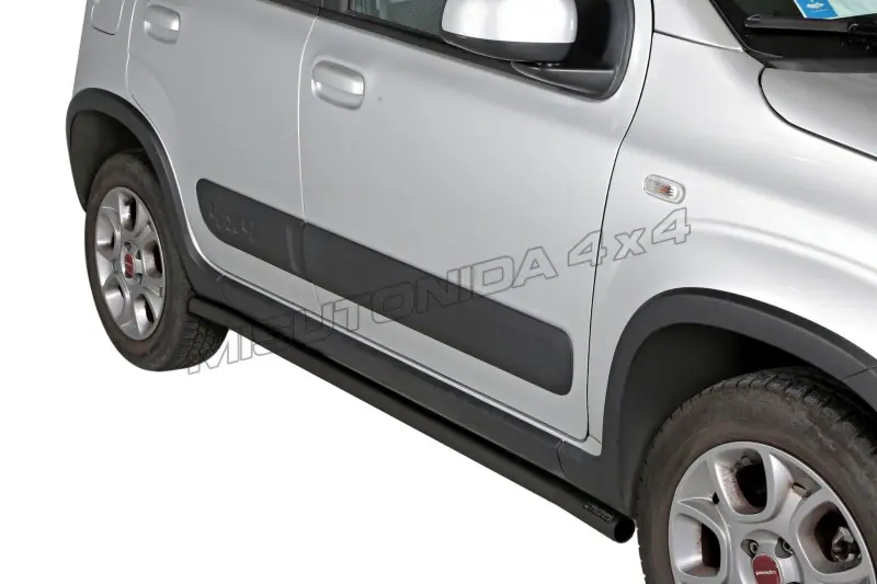 Боковые трубы с заваренными торцами ø50, чёрная — Fiat Panda (2013–)