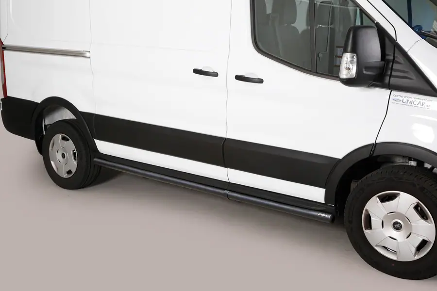 Küljetorud, keevitatud otstega ø63, must — Ford Transit (2014–)