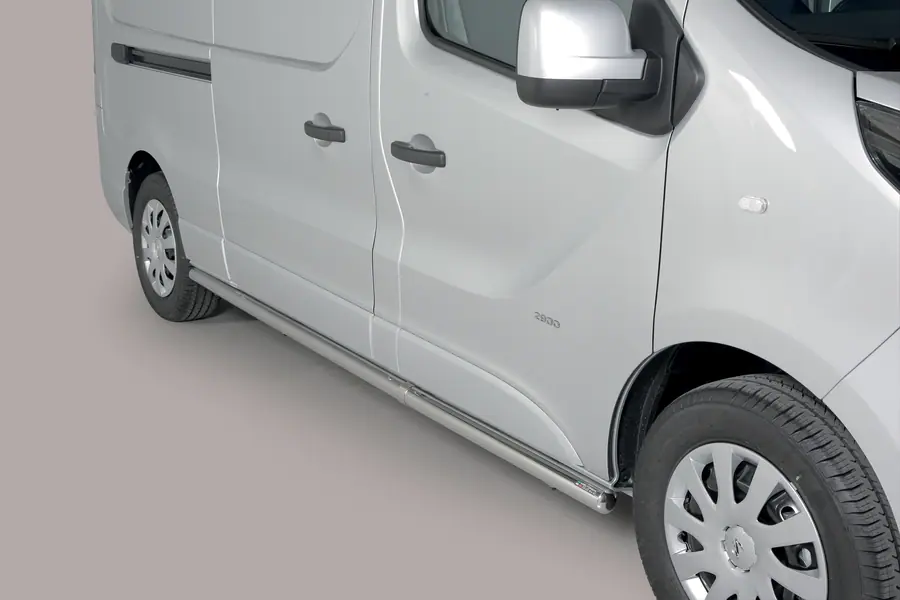 Küljetorud, keevitatud otstega ø63, poleeritud — Renault Trafic (2014–2019)