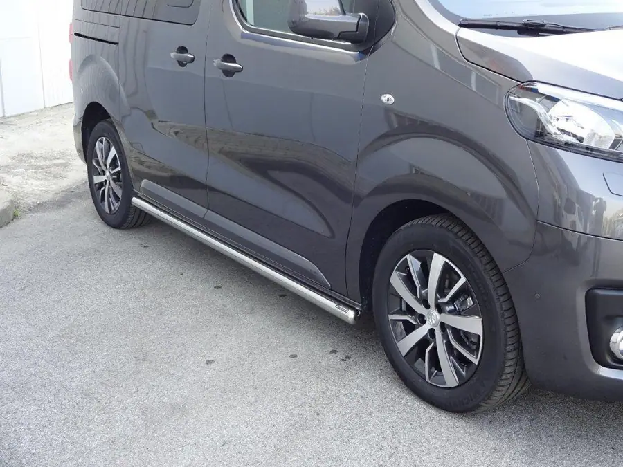 Küljetorud, keevitatud otstega ø63, poleeritud — Toyota Proace (2016–)