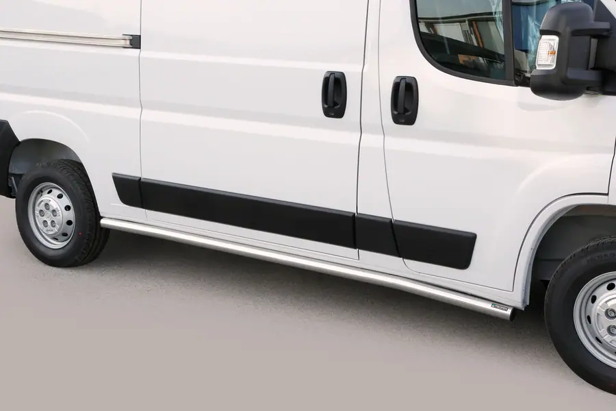 Side bars ø63, mirror polished — Opel Movano (2019–)