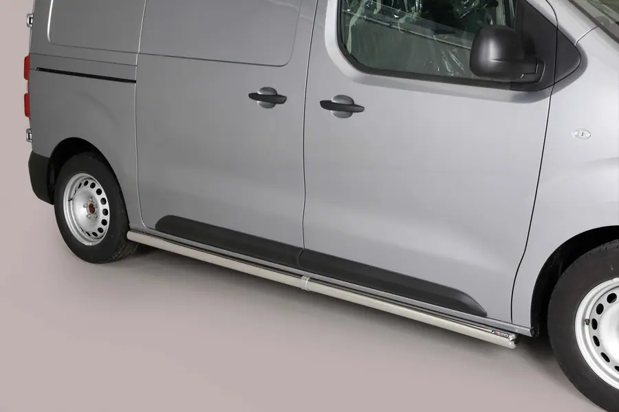 Küljetorud, keevitatud otstega ø63, poleeritud — Fiat Scudo (2022–)