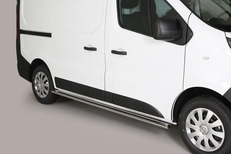 Küljetorud ovaaltorust øovaal, poleeritud — Nissan NV300 (2017–)