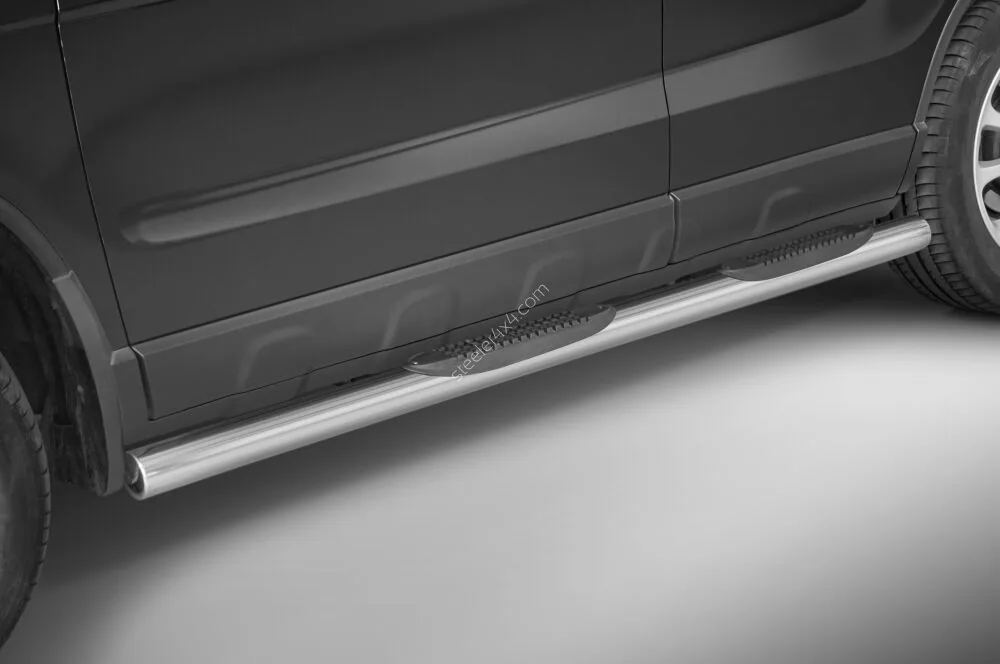 Пороги-трубы из нержавейки с пластиковыми ступенями — Honda CR-V (2007–2009)
