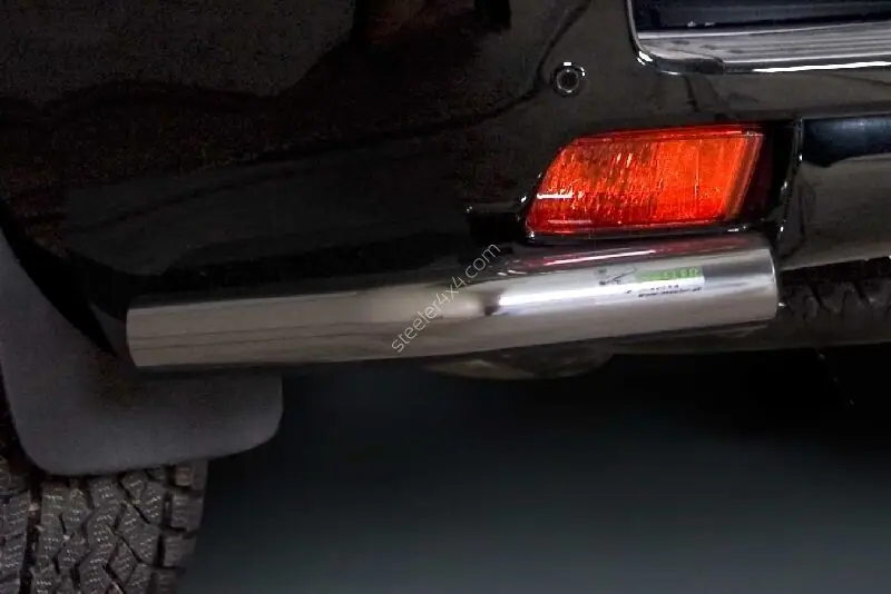 Rear corner protection — Toyota Land Cruiser 150 (2013–2017)