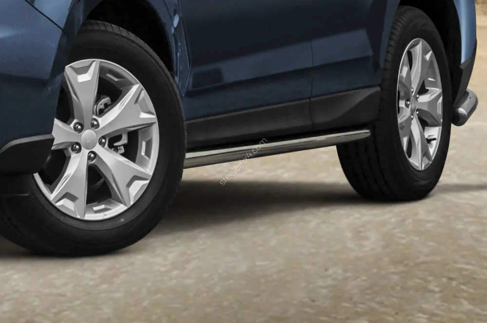 Пороги-трубы из нержавейки — Subaru Forester (2013–)