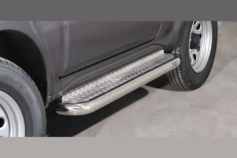 Roostevabad astmelauad rihvelplaadiga — Suzuki Jimny (2012–2017)