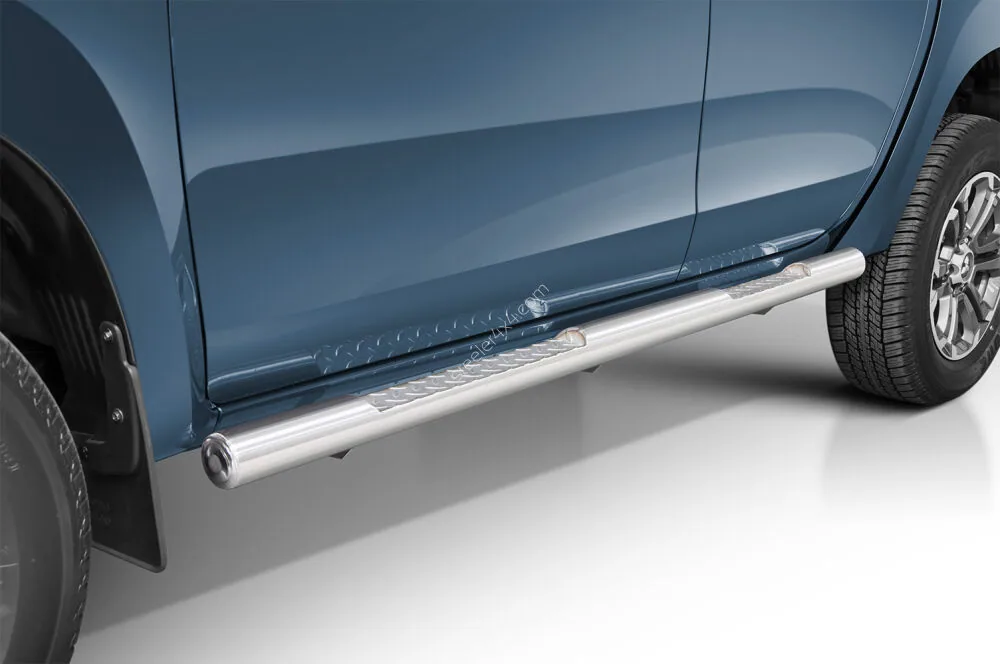Stainless steel side bars with checker plate steps — Mitsubishi L200 (2015–2019)