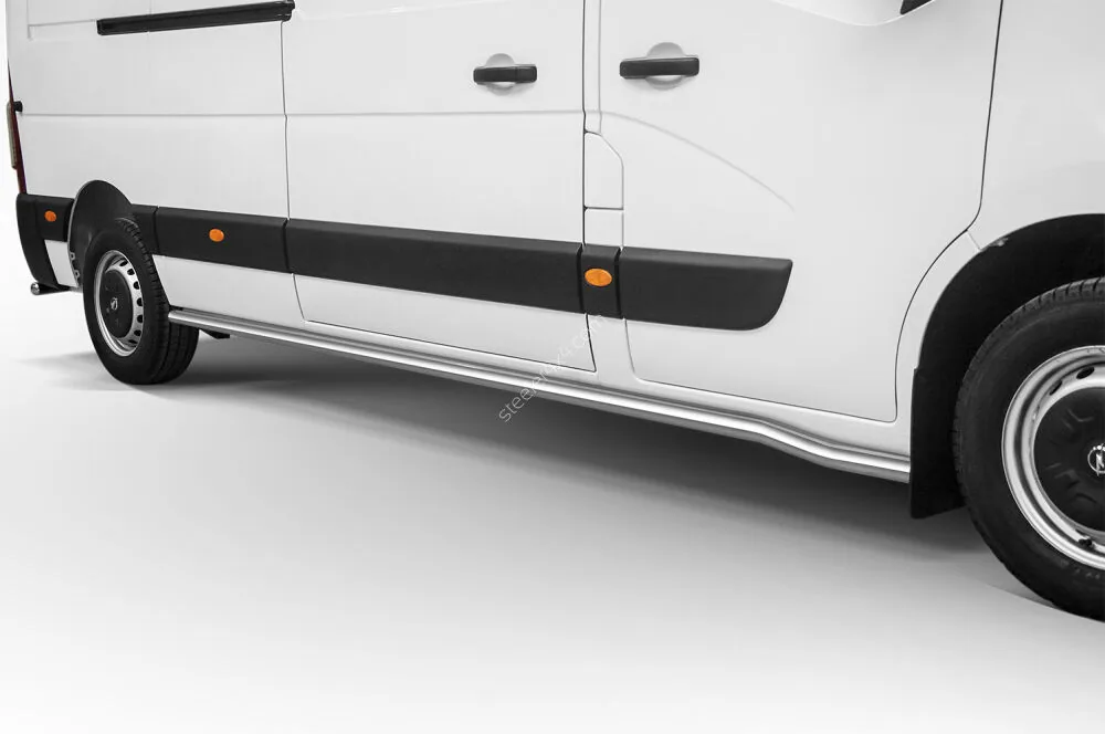 Stainless steel side bars — Renault Master (2019–)