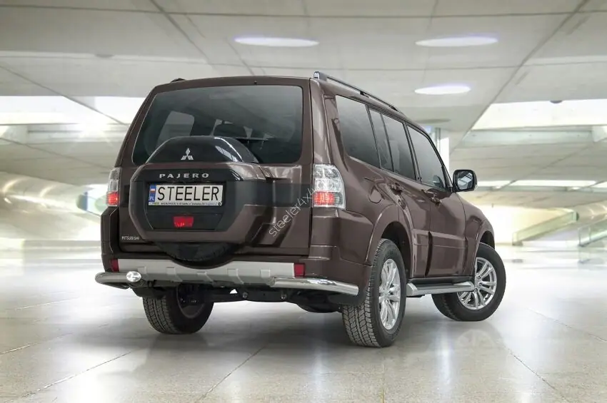 Угловая задняя защита — Mitsubishi Pajero (2014–)