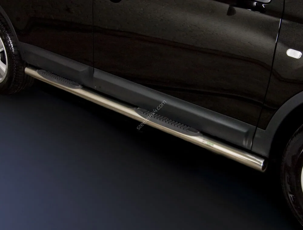 Stainless steel side bars with plastic steps — Nissan Qashqai (2007–2010)