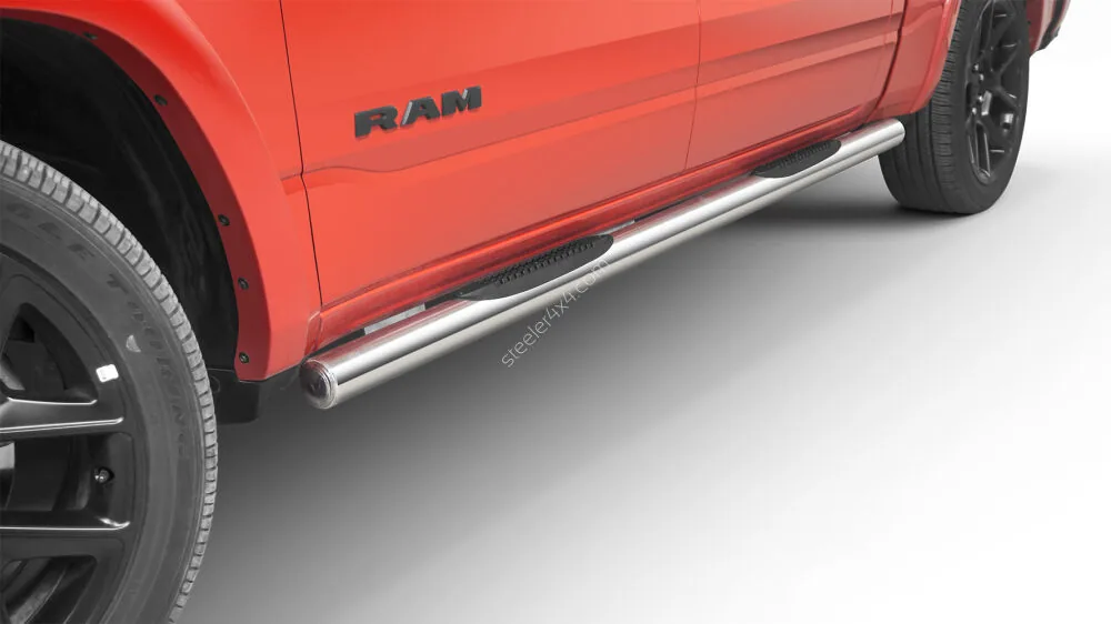 Пороги-трубы из нержавейки с пластиковыми ступенями — RAM 1500 (2019–)
