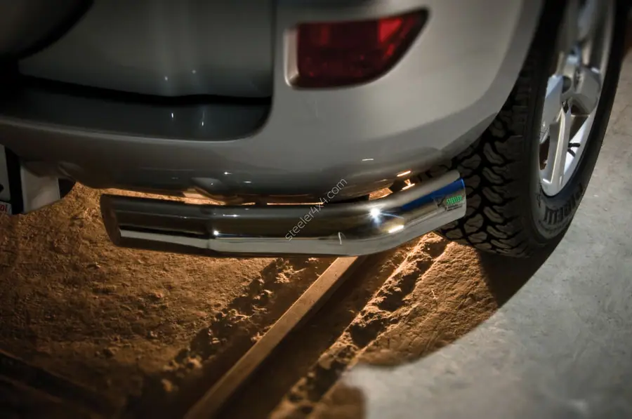 Rear corner protection — Toyota RAV4 (2006–2010)