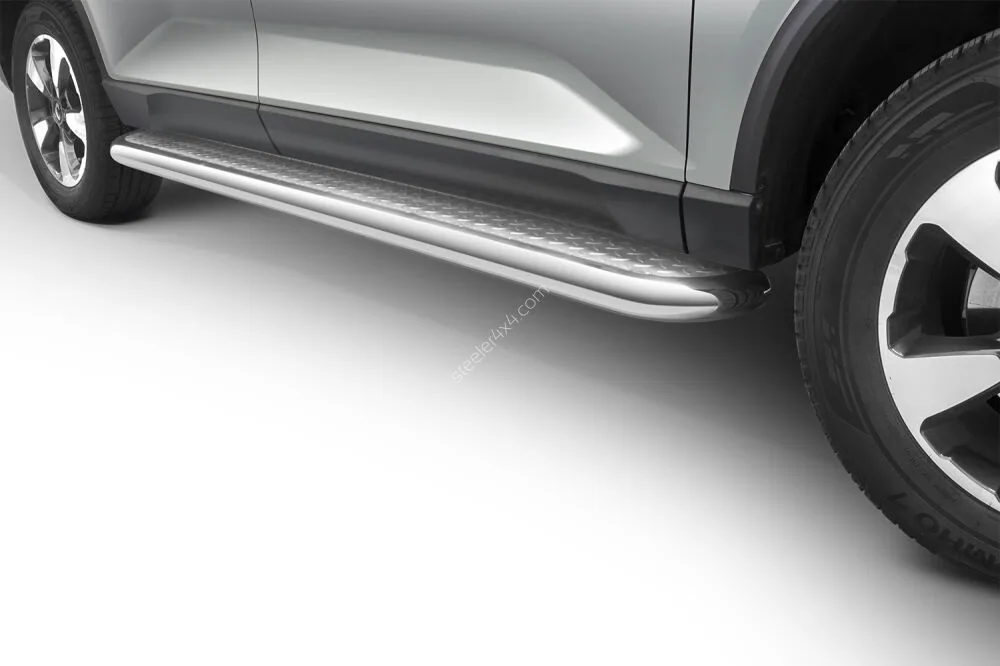 Stainless steel side steps with checker plate — SsangYong Rexton (2018–)