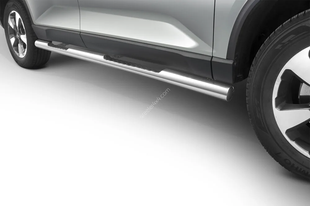 Stainless steel side bars with checker plate steps — SsangYong Rexton (2018–)