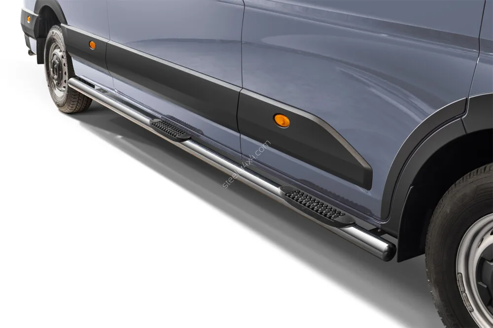 Пороги-трубы из нержавейки с пластиковыми ступенями — Nissan Interstar (2024–)