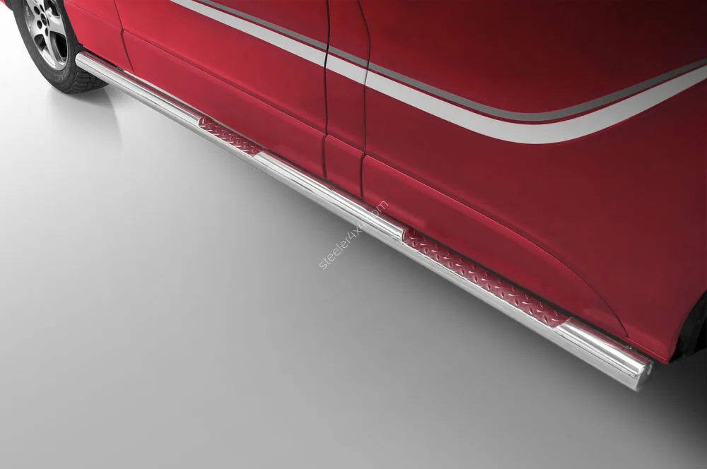 Roostevabad küljetorud rihveldatud astmetega — Opel Vivaro (2014–)