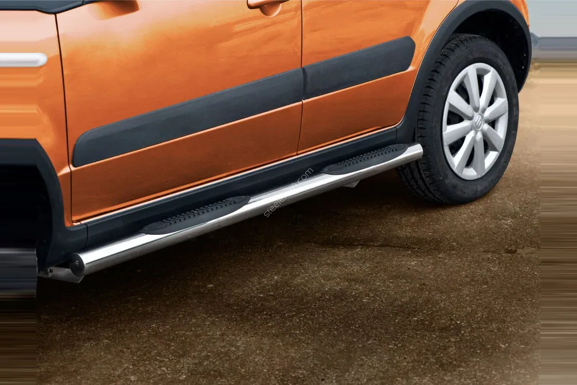 Пороги-трубы из нержавейки с пластиковыми ступенями — Suzuki SX4 (2006–2009)