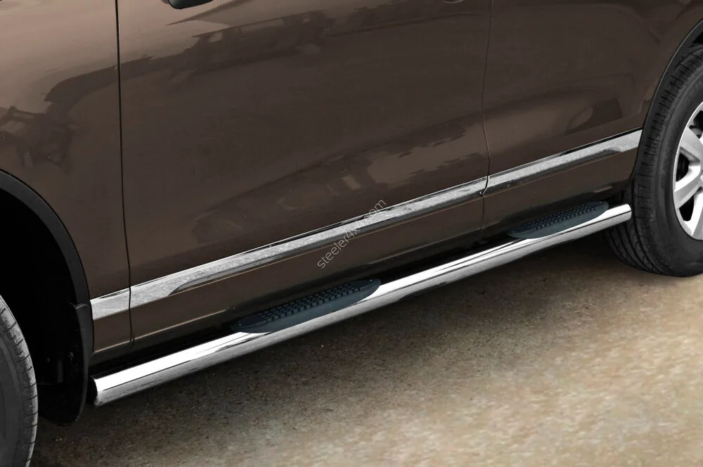 Stainless steel side bars with plastic steps — Volkswagen Touareg (2011–2015)