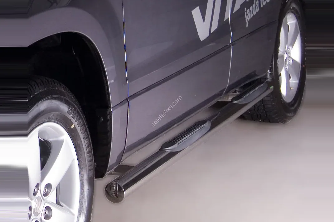 Stainless steel side bars with plastic steps — Suzuki Grand Vitara (2005–2008)
