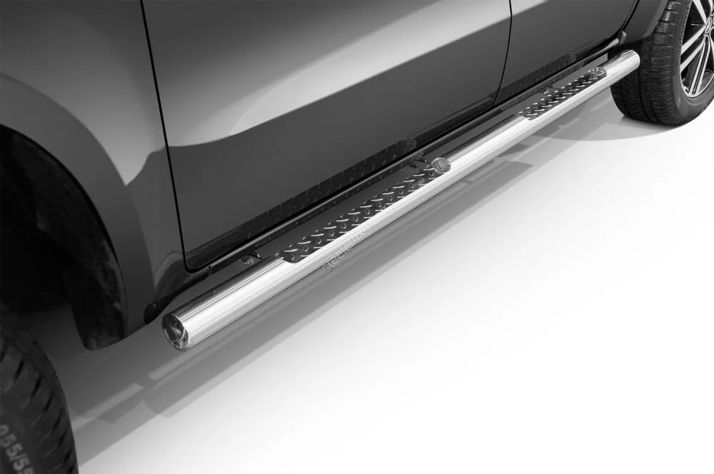 Stainless steel side bars with checker plate steps — Mercedes-Benz X-Class (2017–)