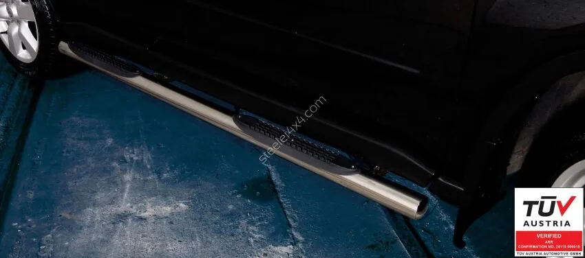 Stainless steel side bars with plastic steps — Nissan X-Trail (2010–2014)